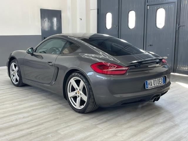 Porsche Cayman 2.7