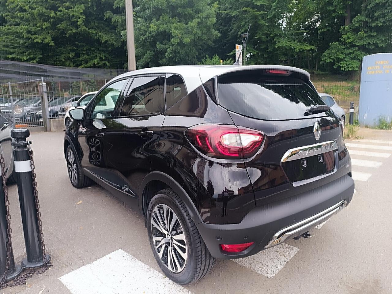 Renault Captur 1.2 AUTOMATIC 20.000KM PELLE GANCIO TRAINO