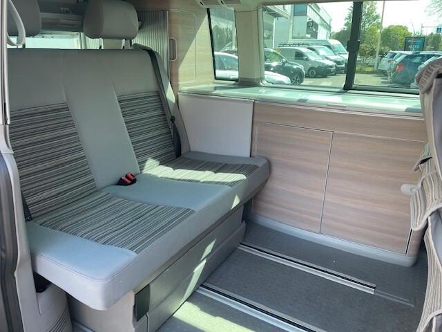 Volkswagen T5 California