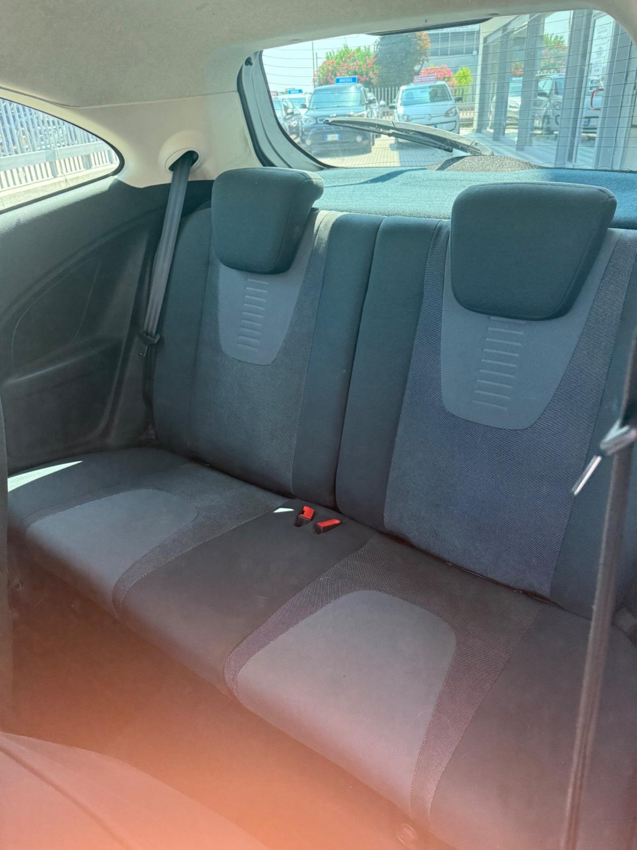 Ford Ka Ka+ 1.2 8V 69CV Titanium