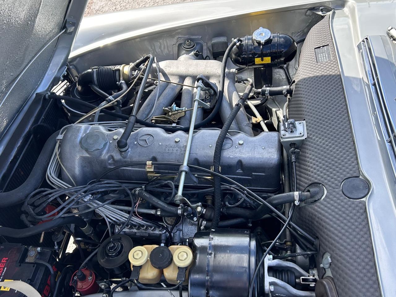 Mercedes-benz SL 280 W113