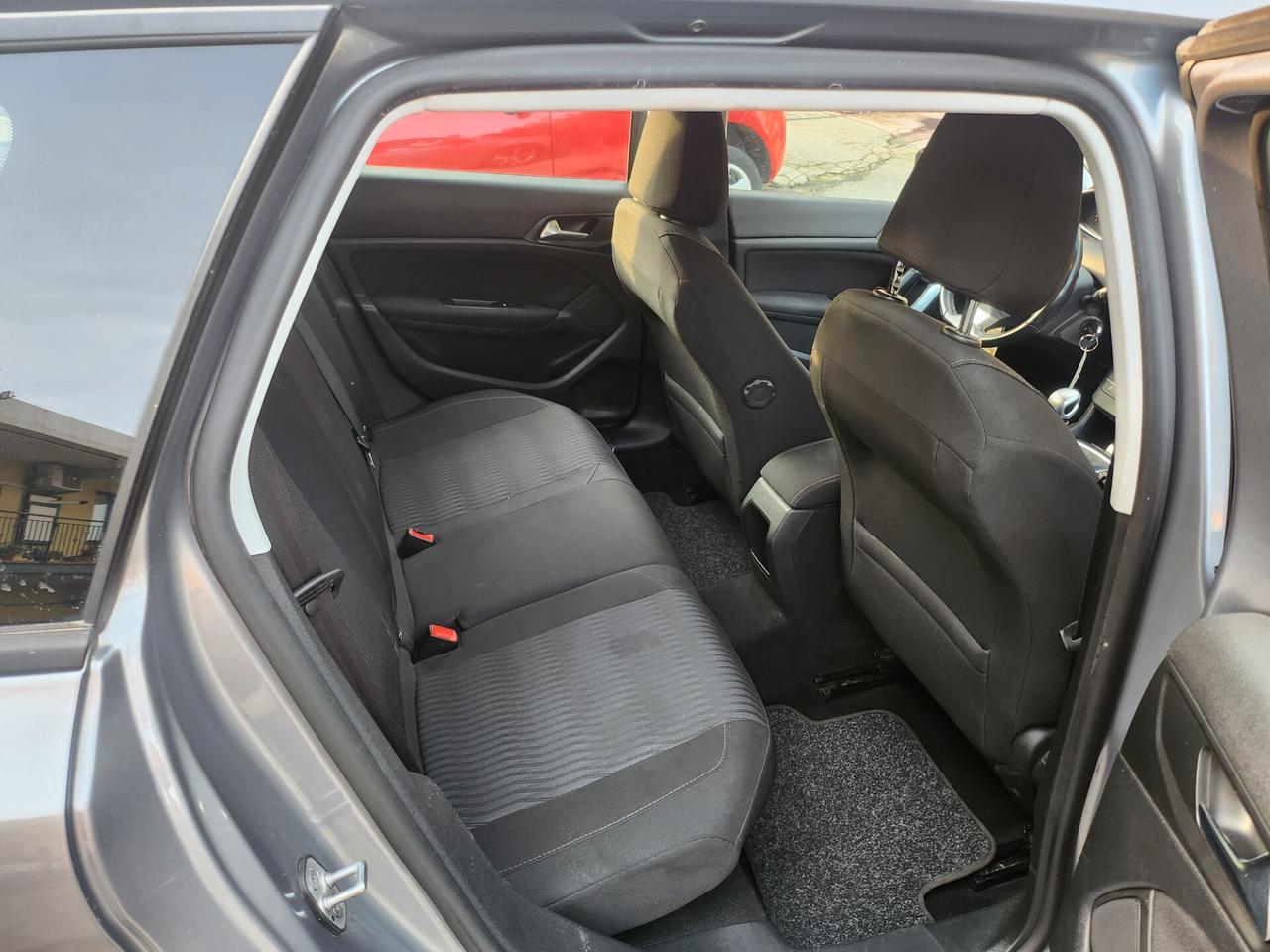 Peugeot 308 BlueHDi 120 S&S SW 2016