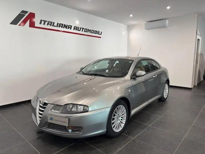 Alfa Romeo GT 2.0 JTS 16V Selespeed Distinctive