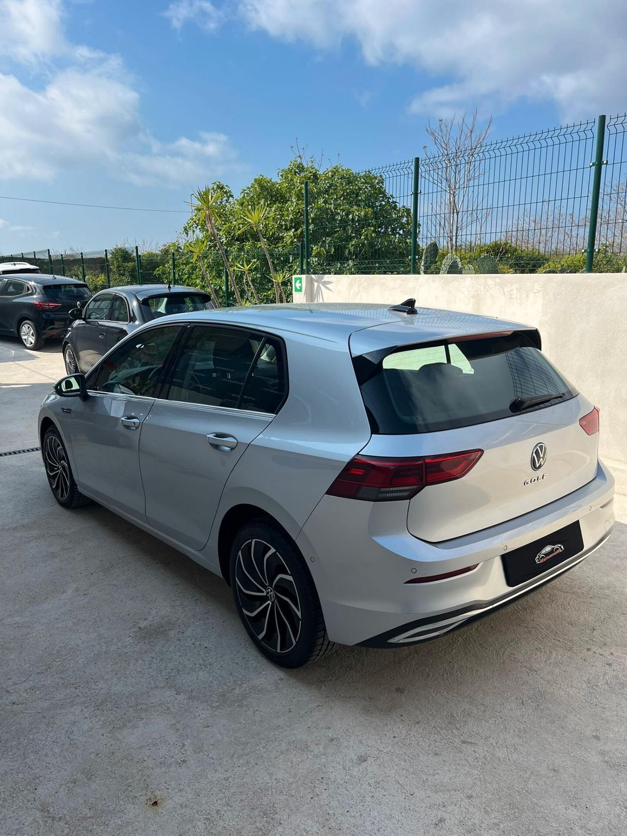 Volkswagen Golf 8 2.0 TDI DSG SCR Style