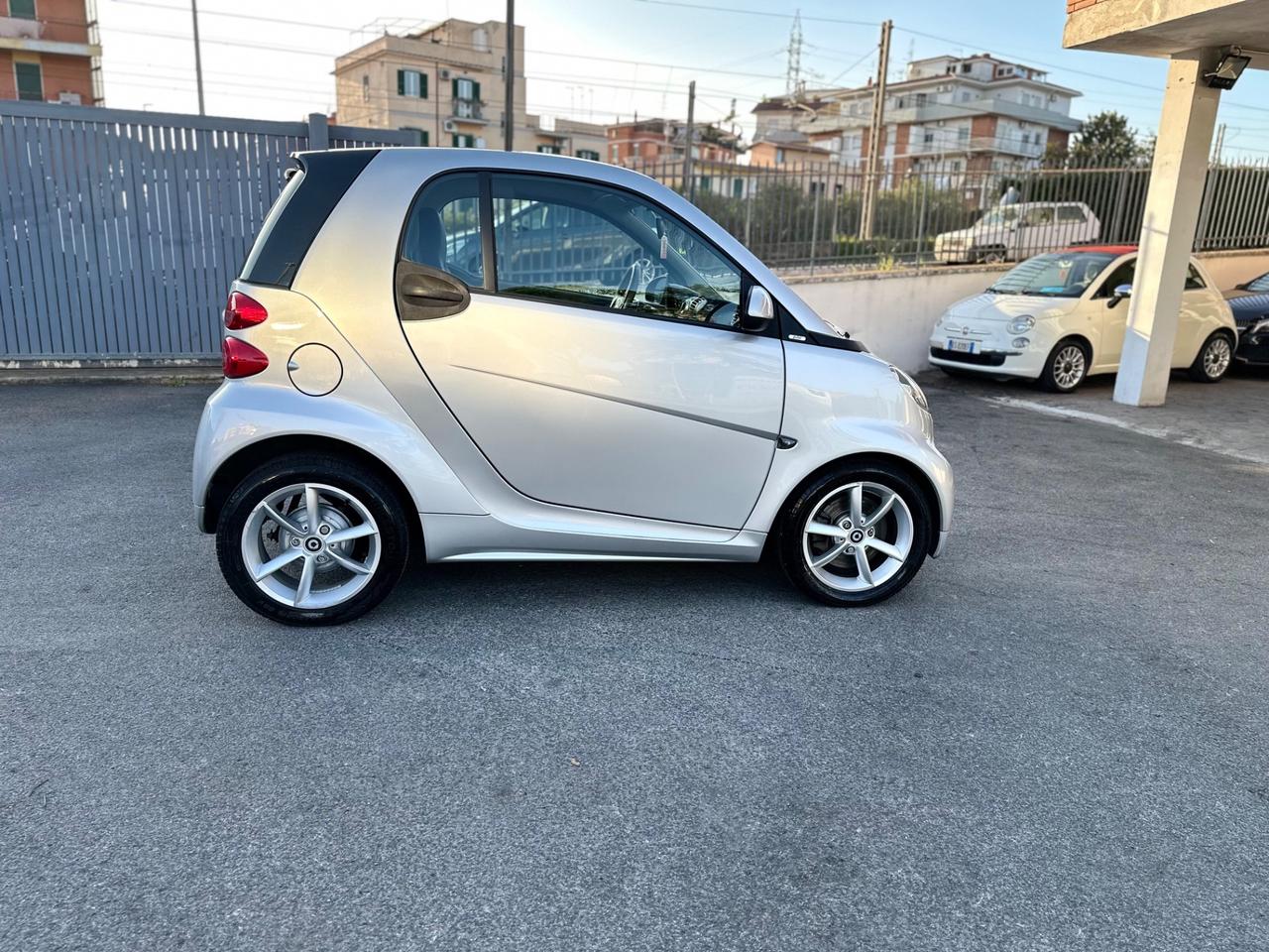 Smart ForTwo 1000 52 kW coupé passion