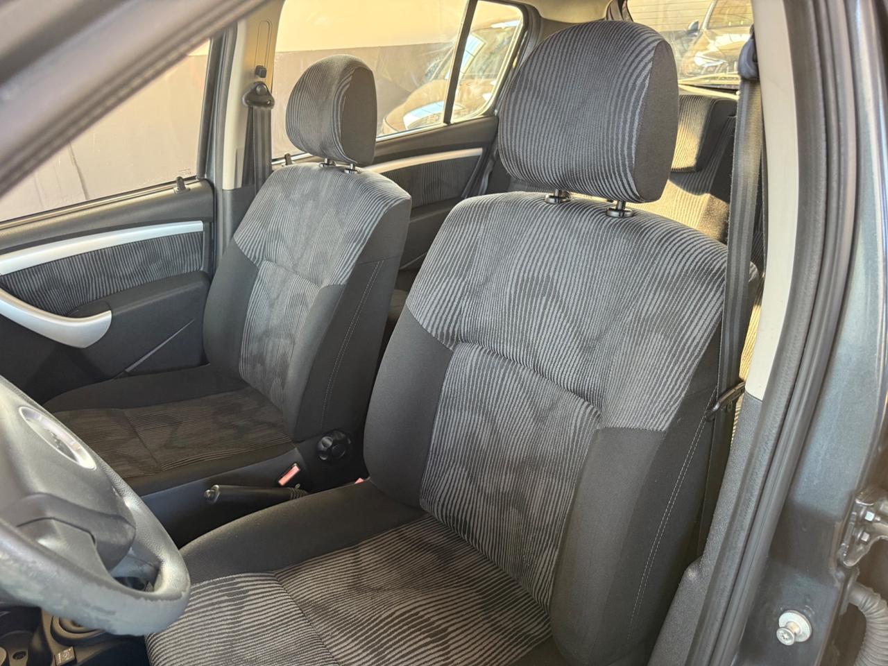 Dacia Sandero 1.4 8V GPL Lauréate