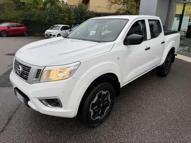 Nissan Navara 2.3dci d.cab Visia 4wd 163cv '19 Gancio Tapparella