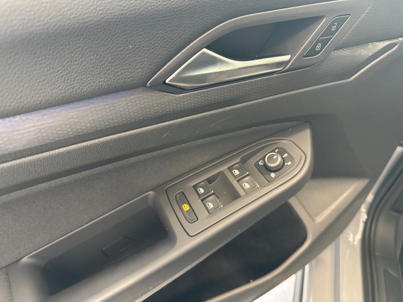 Volkswagen Golf GTI Golf 2.0 TSI GTI DSG PERFORMANCE