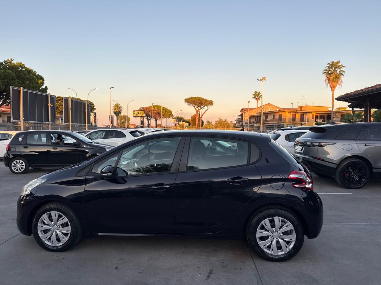 Peugeot 208 2014 140 mila km