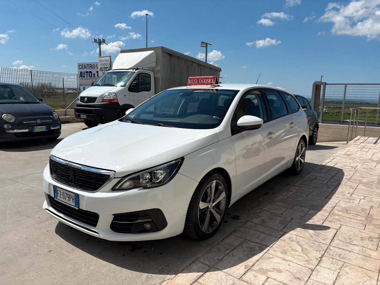 Peugeot 308 BlueHDi 130 S&S SW Allure