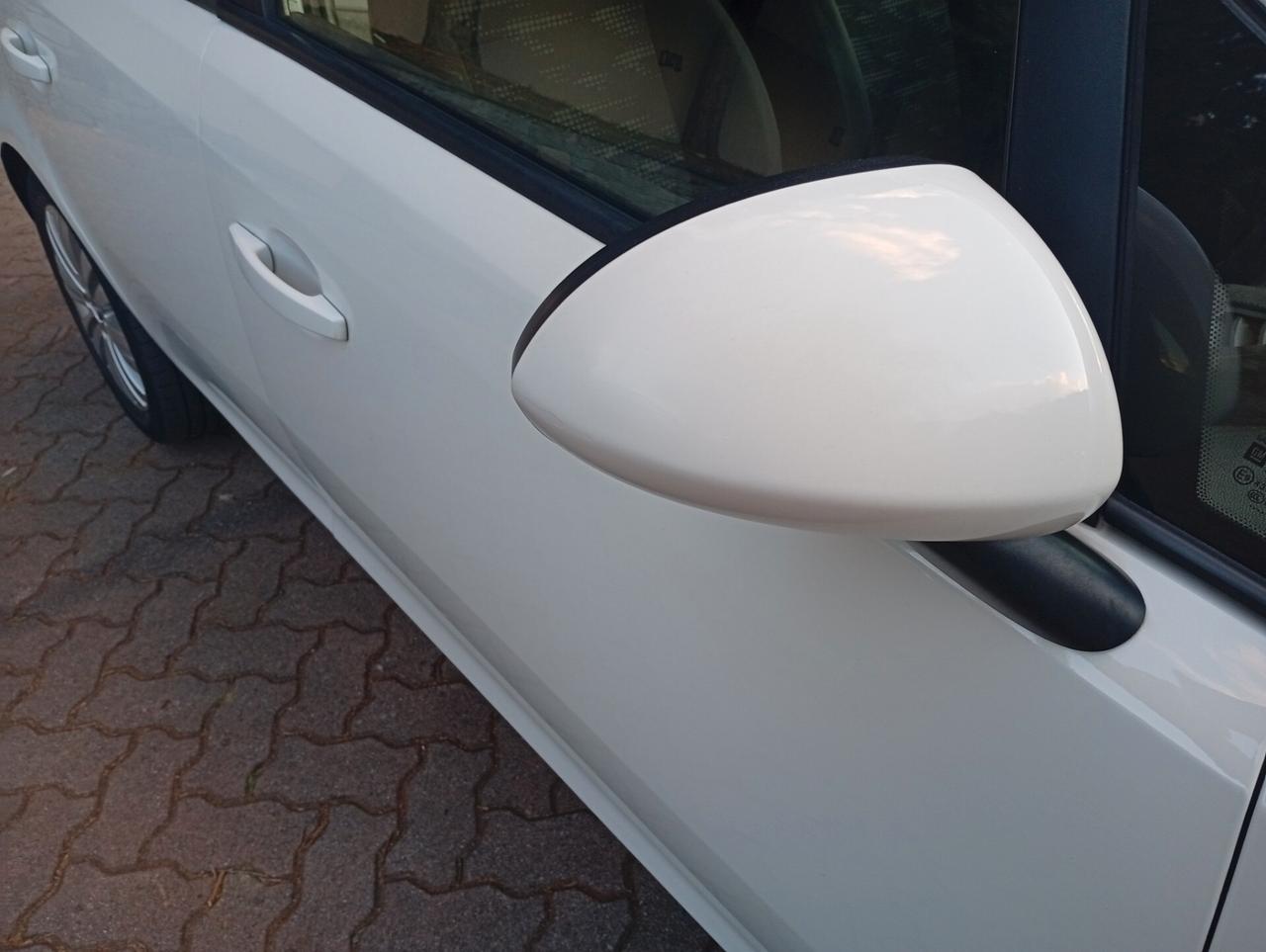 Opel Corsa 1.2 3 porte Club