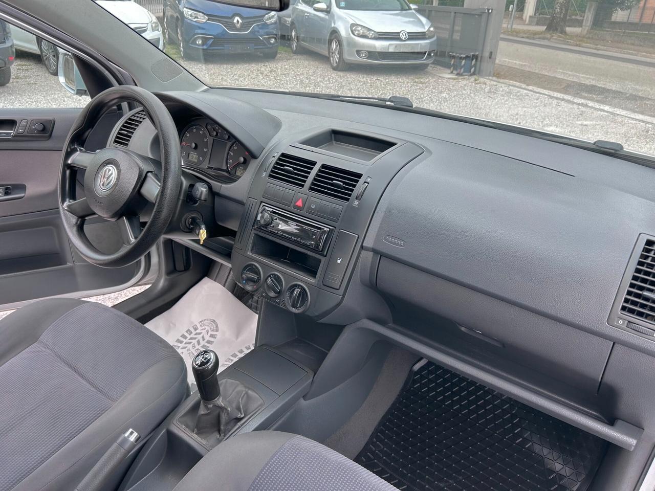 Volkswagen Polo 1.4/75CV5p. - UNIPROPRIETARIO