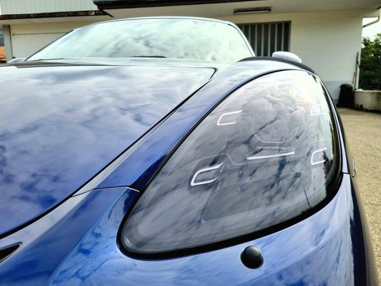 Porsche 718 Cayman GT4 PDK