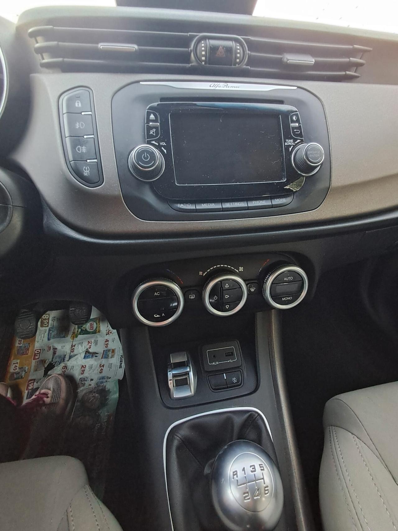 Alfa Romeo Giulietta 1.6 JTDm-2 120 CV Exclusive