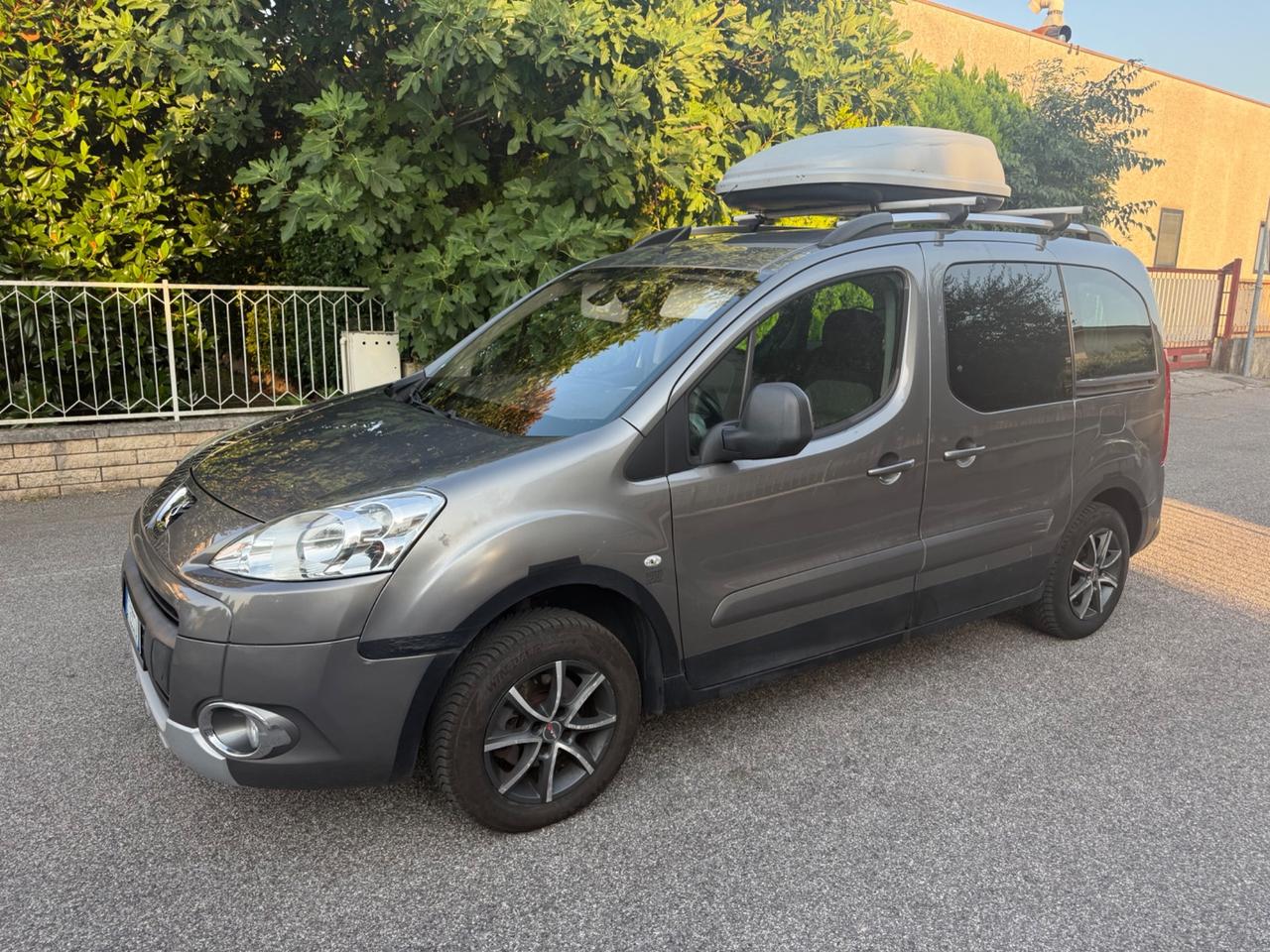 Peugeot Partner Tepee 1.6 HDi 110CV Outdoor
