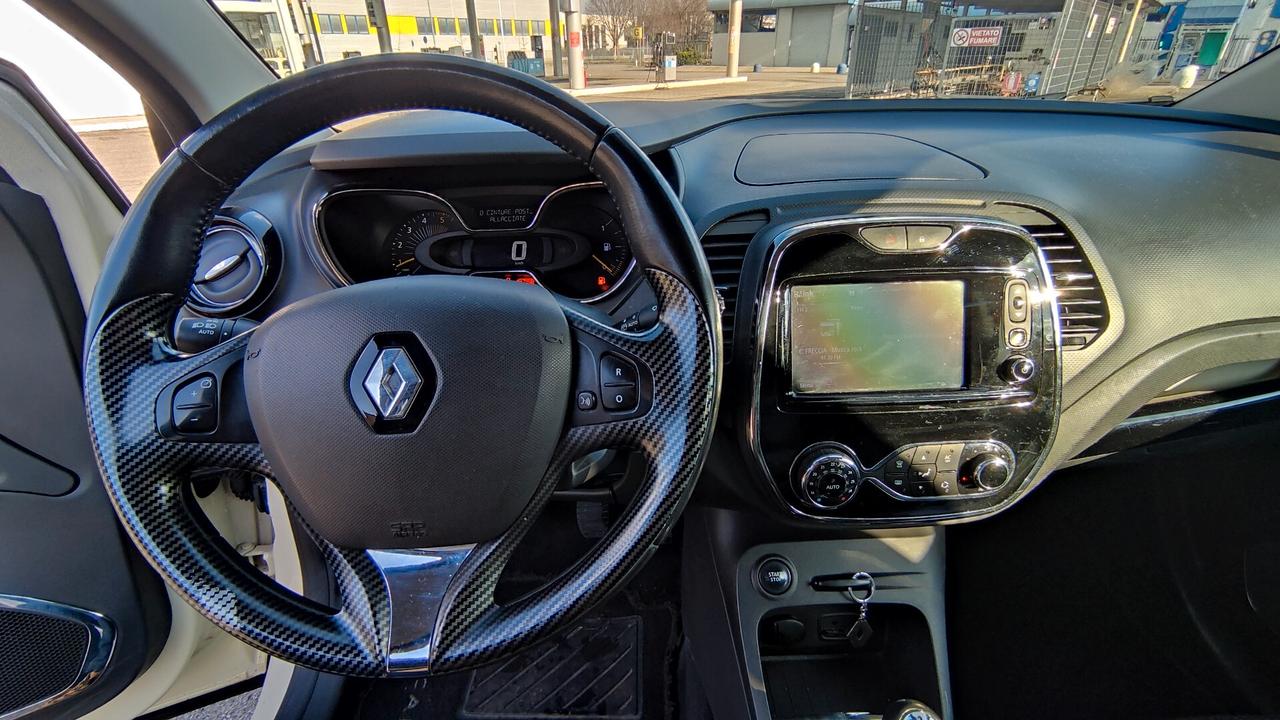 Renault Captur 1.5 dCi 8V 90 CV 66KW NEOPATENTATI - 2015