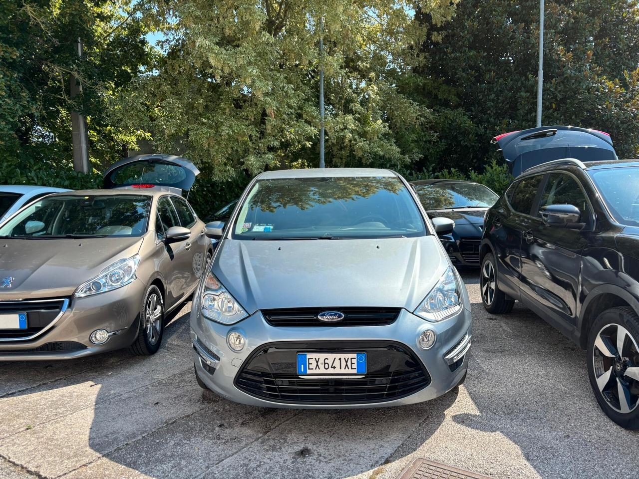 Ford S-Max 2.0 Diesel Cambio Automatico 7 posti Neopatentati