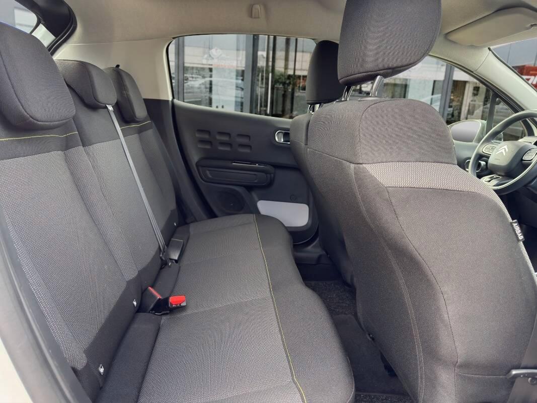 Citroen C3 1.2 puretech Shine s&s 110cv eat6 Con CARPLAY