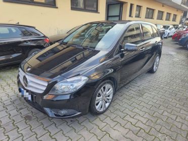 MERCEDES-BENZ B 180 Executive