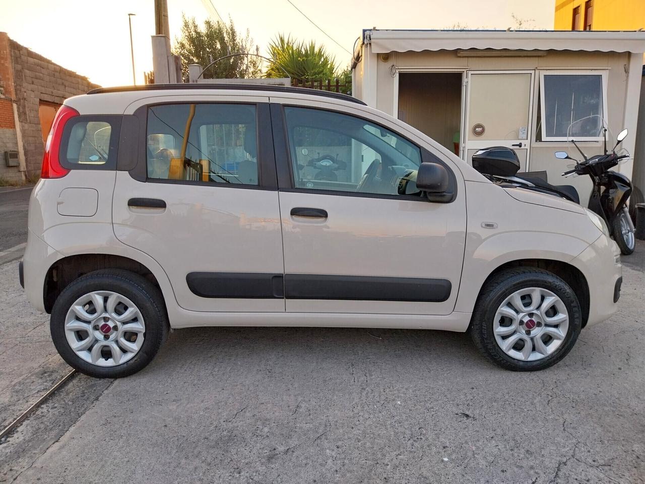 FIAT PANDA 900 BENZINA-METANO UNICOPROPRIETARIO