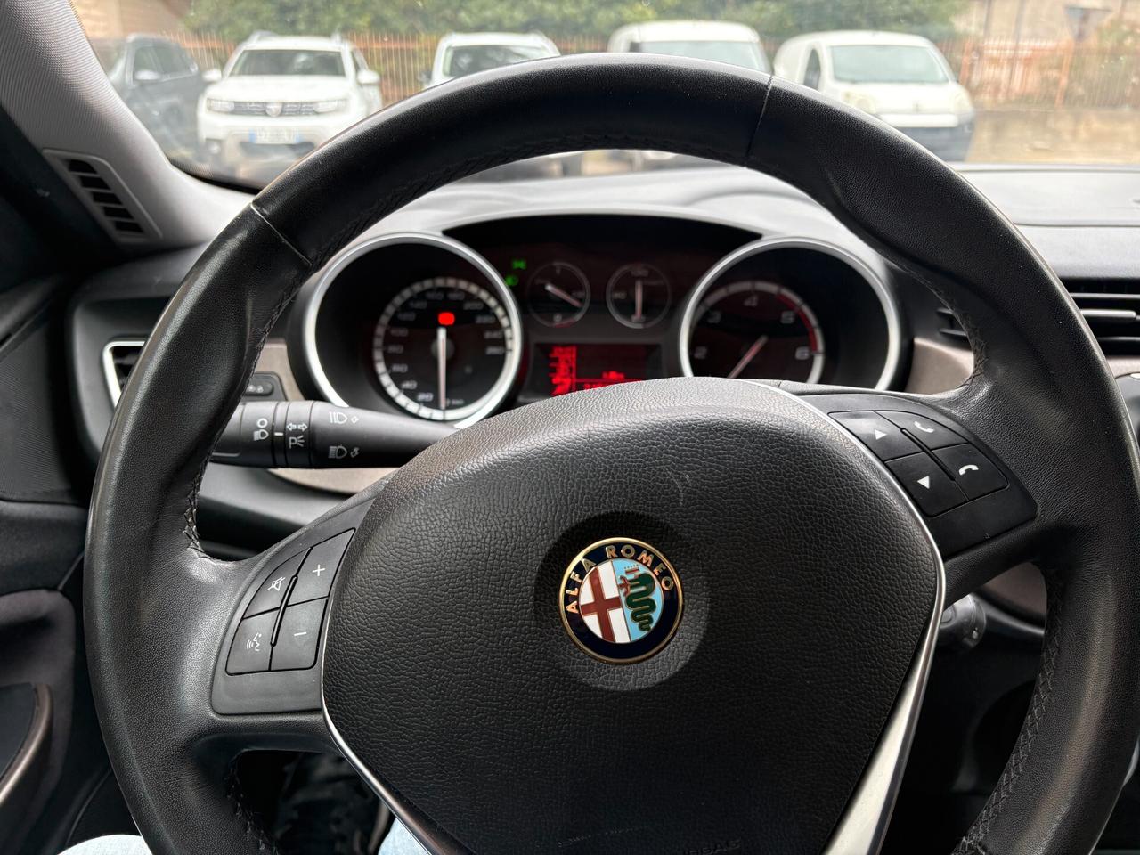 Alfa Romeo Giulietta 1.6 JTDm-2 105 CV Distinctive