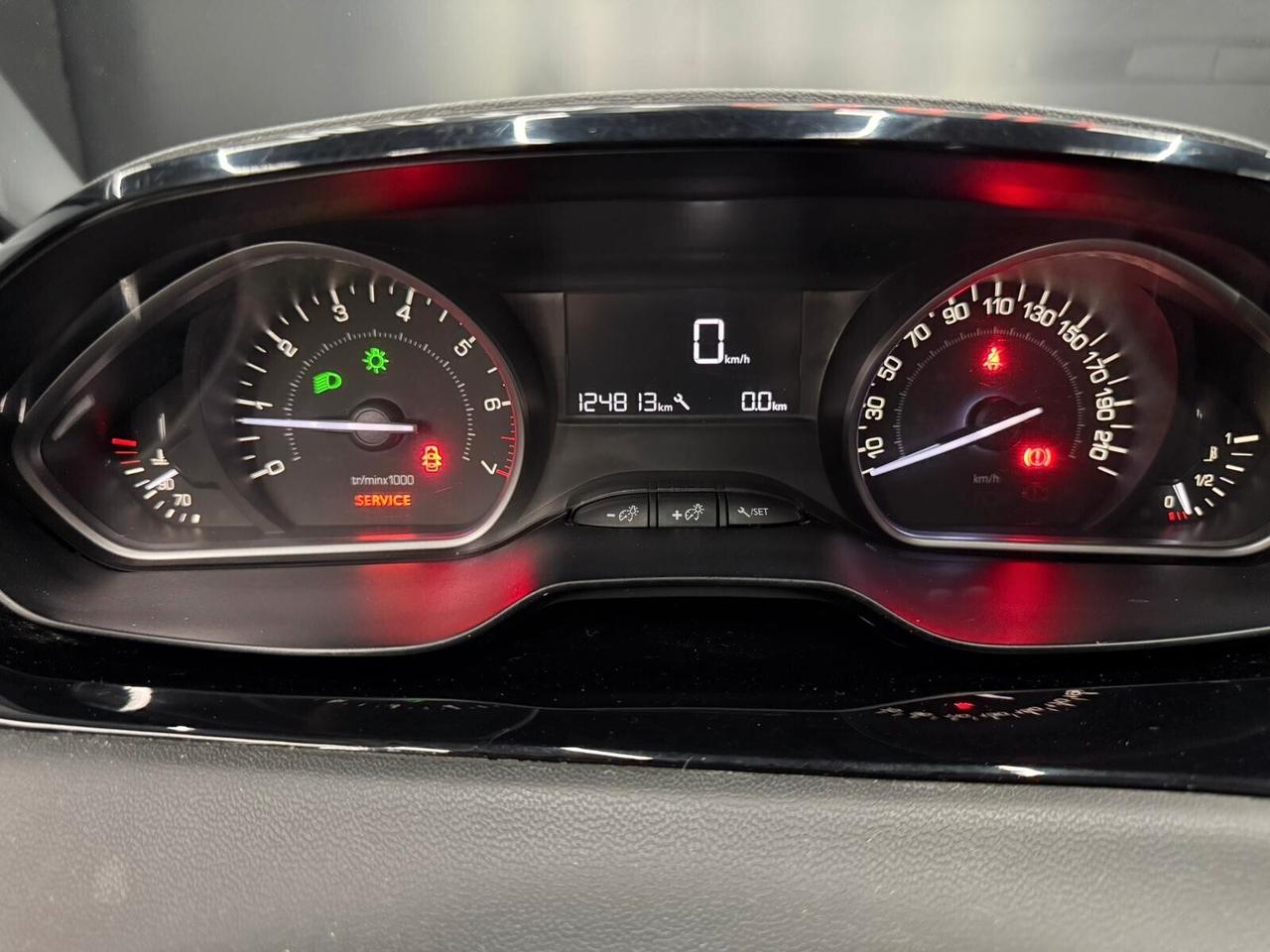 Peugeot 208 1.2 PureTech 82 5p. Allure