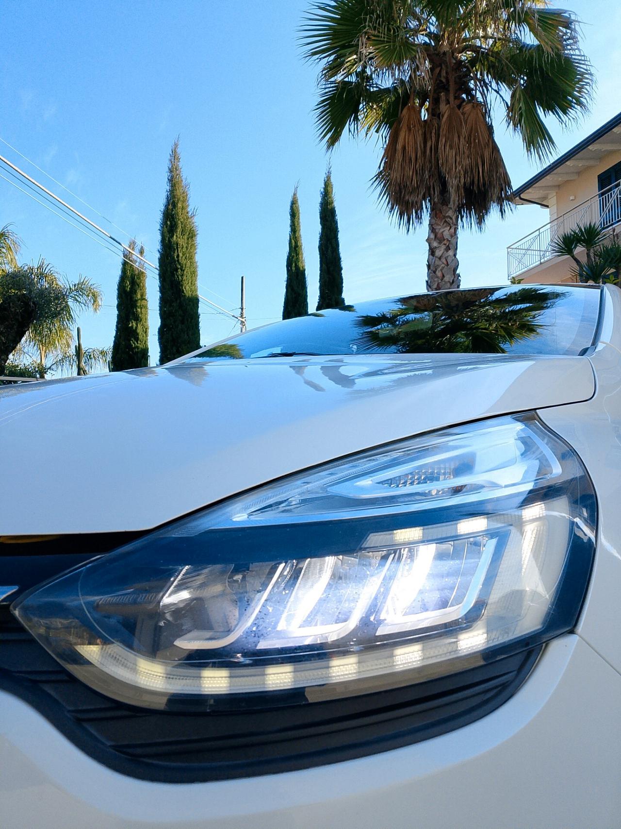 Renault Clio dCi 8V 90 CV 5 porte Duel2