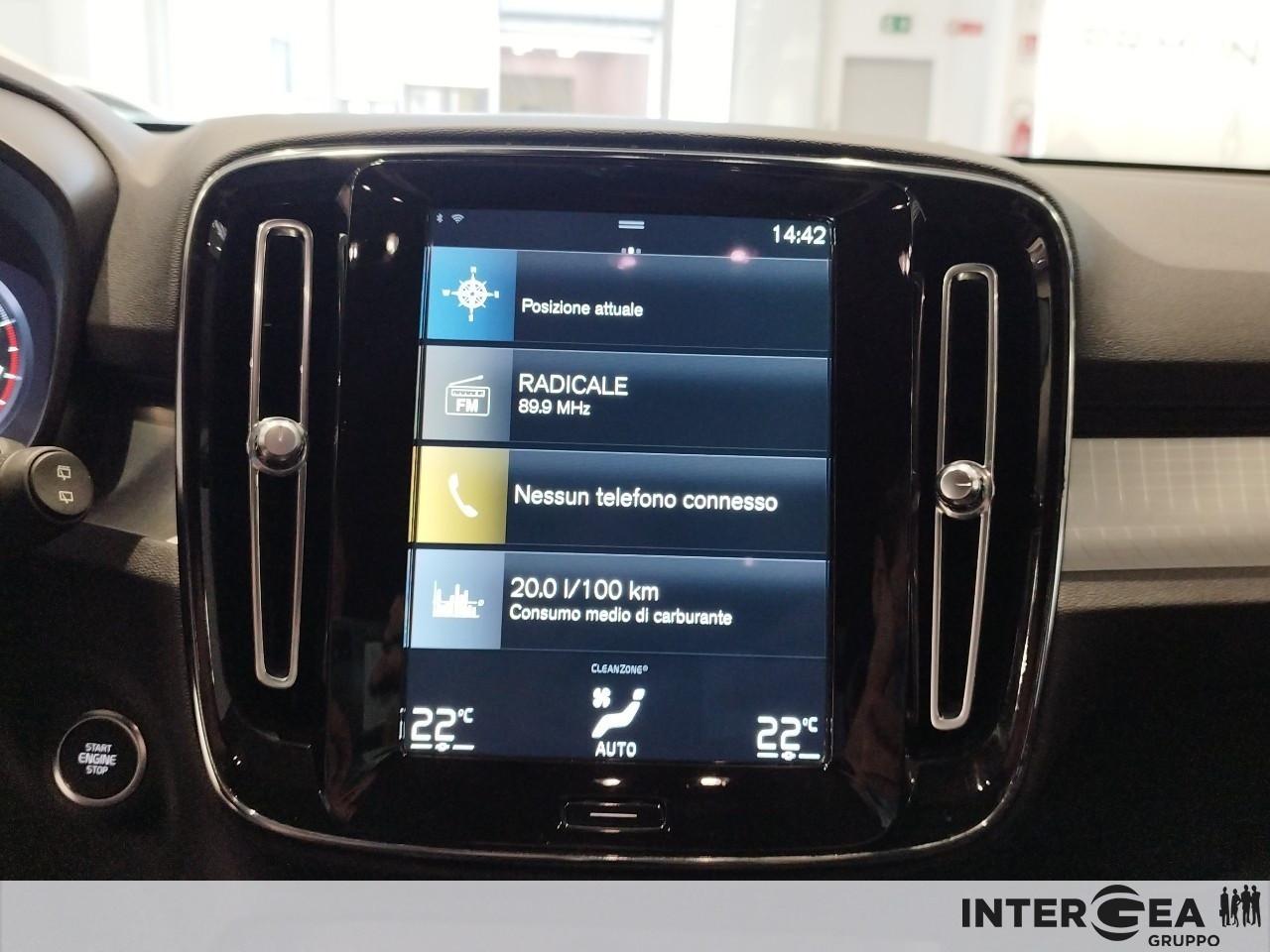VOLVO XC40 1.5 t2 Momentum Pro auto my21