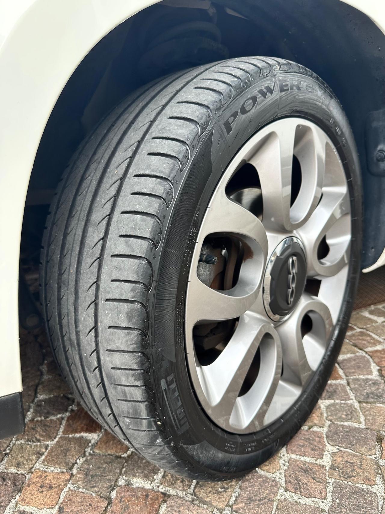Fiat 500L 1.4Bz 95CV Lounge - Uniproprietario