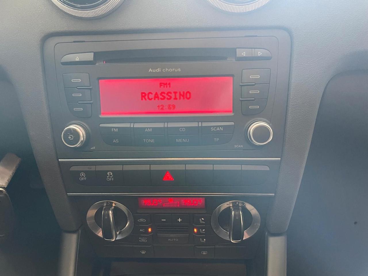 AUDI A3 SPB 1.6 TDI 105 CV AMBITION