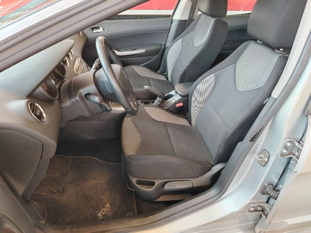 Peugeot 308 1.6 e-hdi 8v Access s&s 112cv 5p