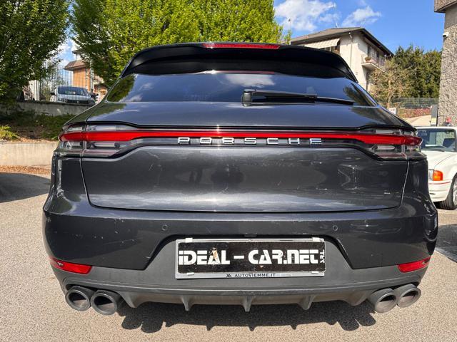 PORSCHE Macan 2.0