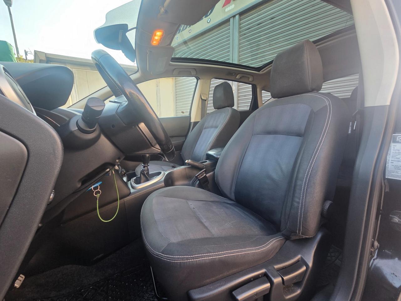 Nissan Qashqai 1.5 dCi DPF Tekna