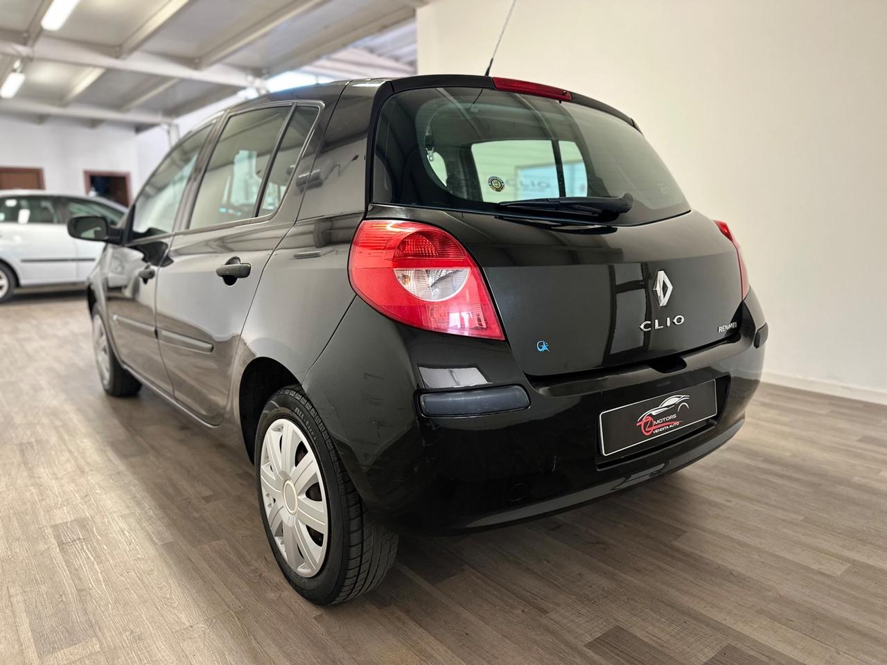 Renault Clio Storia 1.2 5 porte Confort