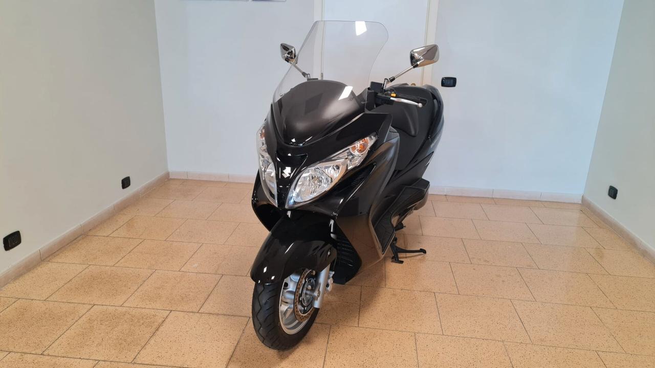 SUZUKI BURGMAN 400