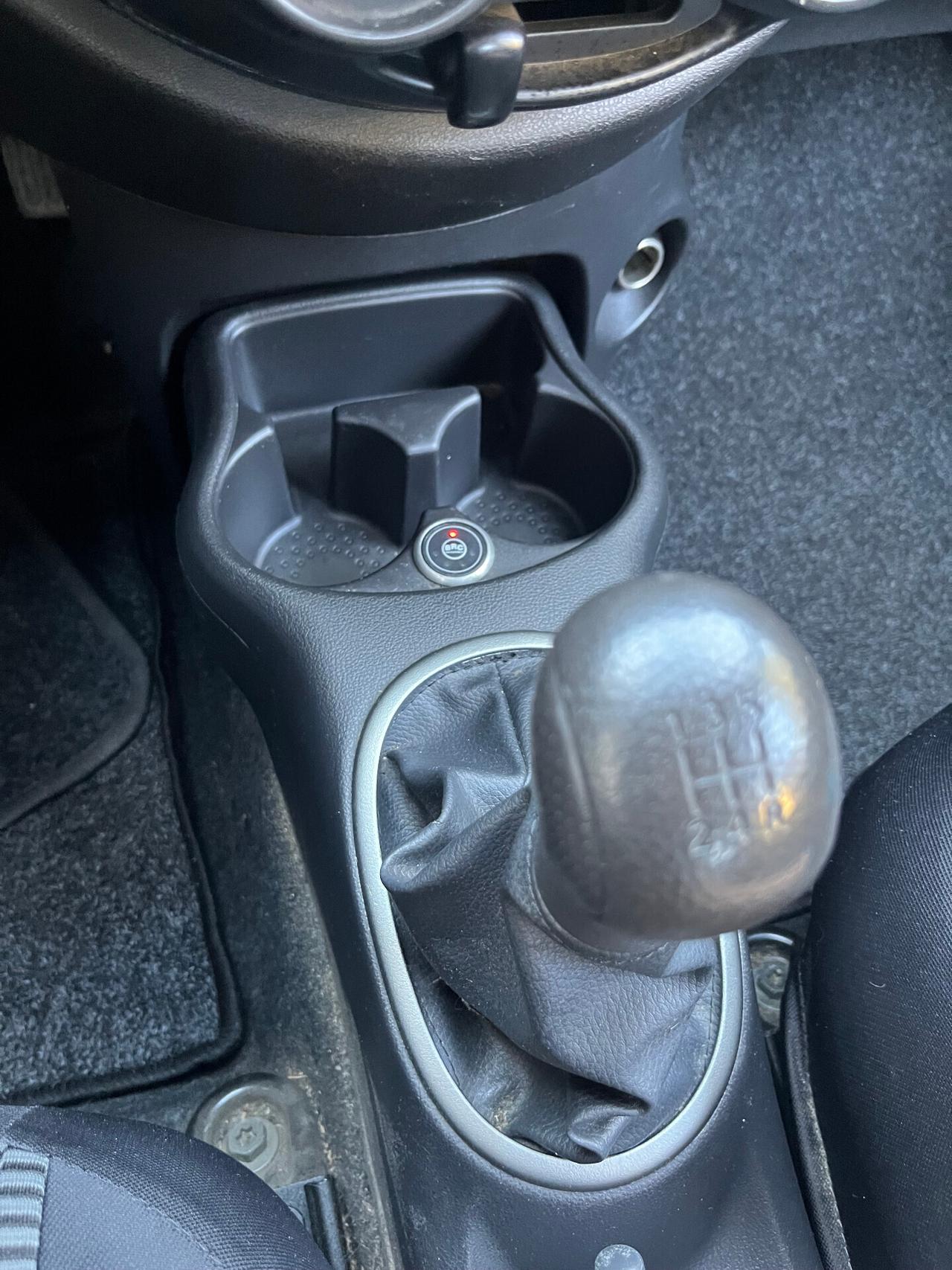 NISSAN MICRA 1.2 - 12V - 5 PORTE - BENZINA/GPL - ECO ACENTA - ANCHE PER NEOPATENTATI
