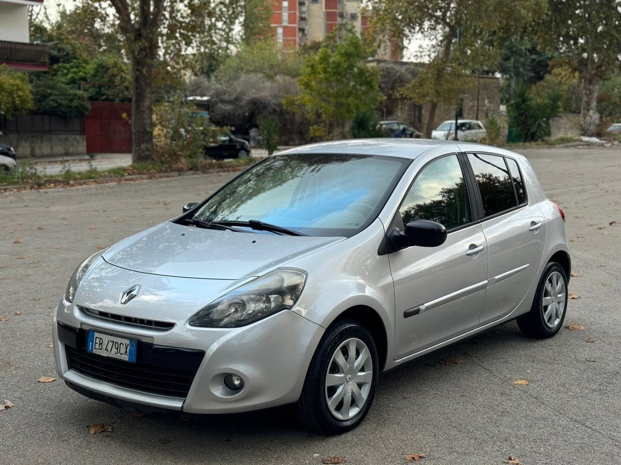 Renault Clio 1.2 16V 5 porte Dynamique
