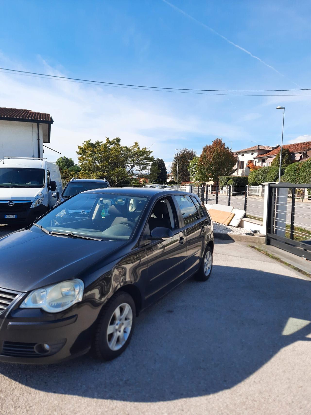 Volkswagen Polo 1.4/69CV TDI 5p Ok neopatentati