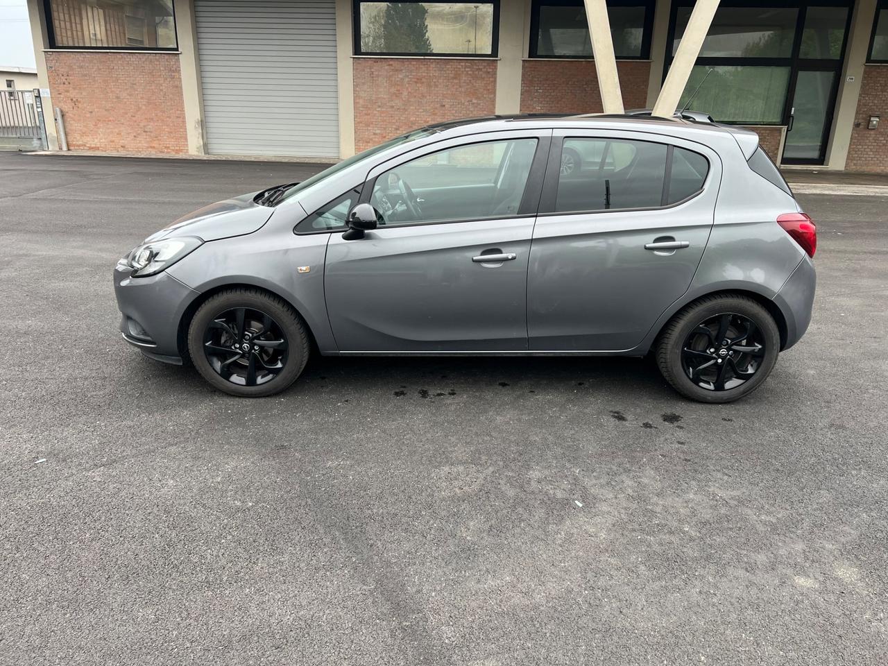 Opel Corsa 1.4 90CV GPL Tech 5 porte b-Color