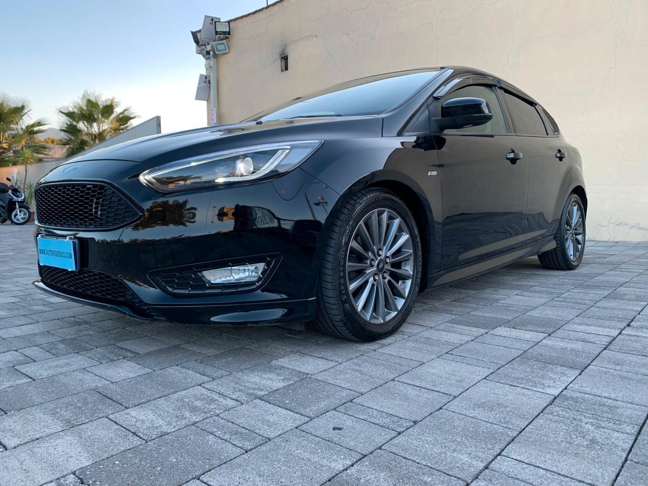 Ford Focus 1.5 Tdci 120cv ST Line Automatica