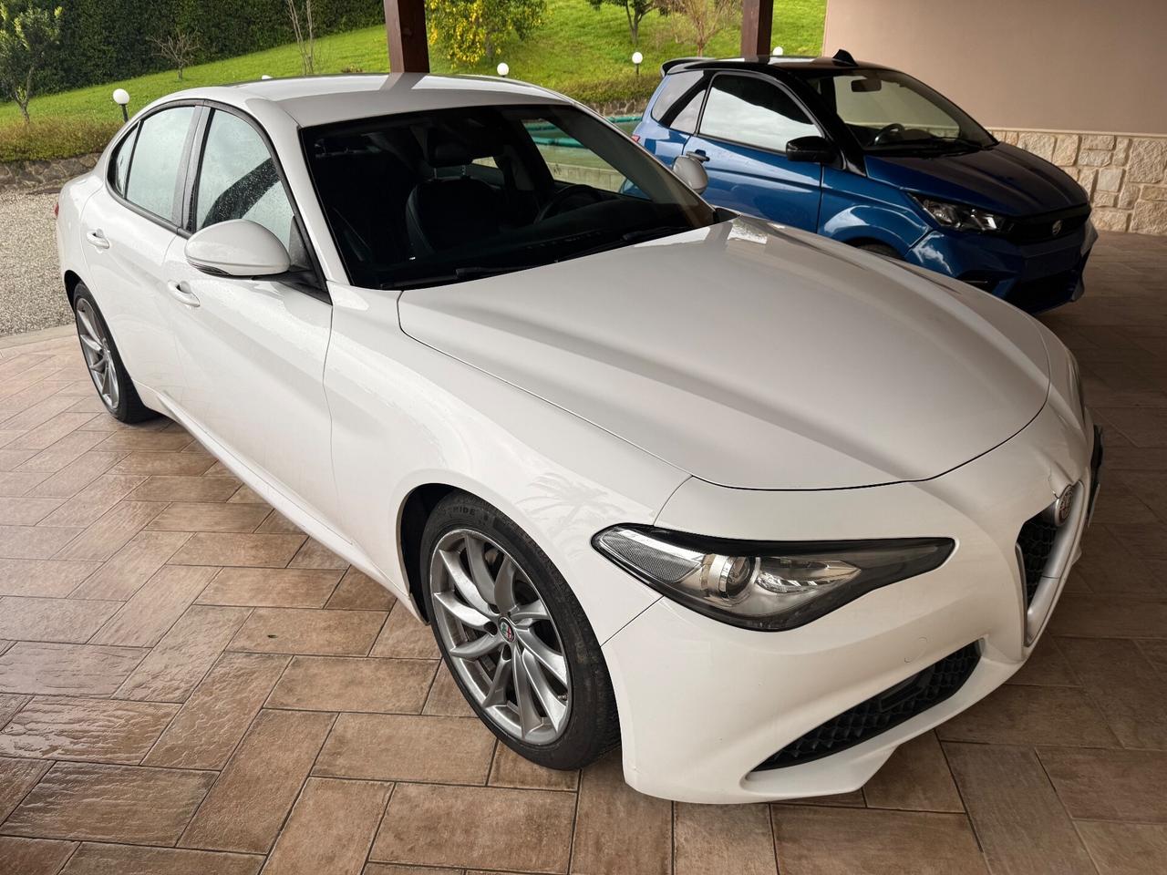 Alfa Romeo Giulia 2.2 Turbodiesel 150 CV AT8