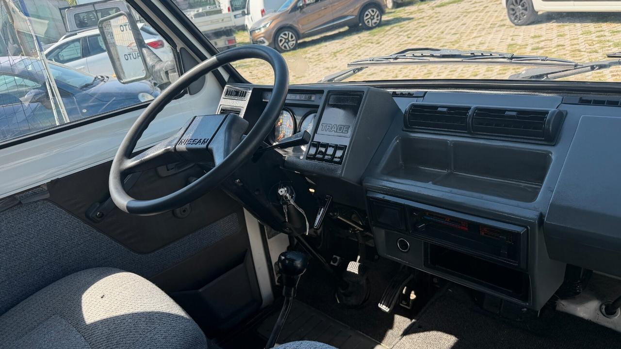 Nissan Trade 3 POSTI CASSONE FISSO 2.8 DIESEL 35Q
