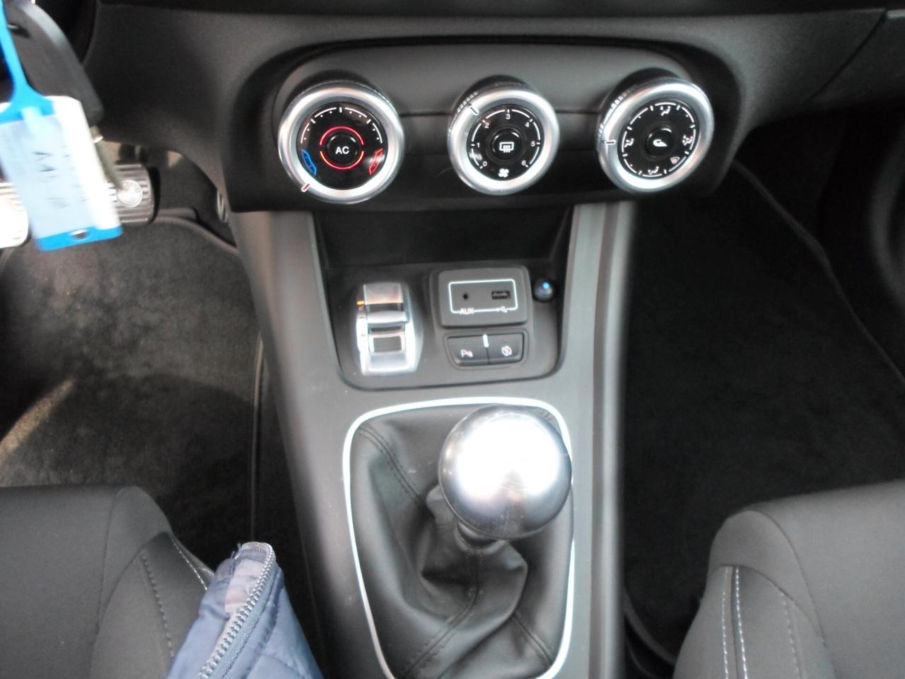 Alfa Romeo Giulietta 1.6 JTDm TCT 120 CV Business