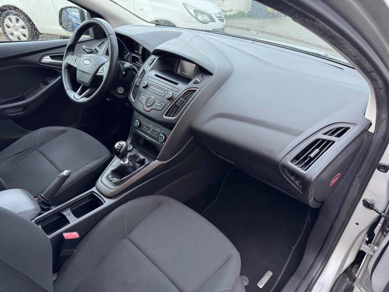 Ford Focus 1.5 TDCi 120 CV -151.000 KM-