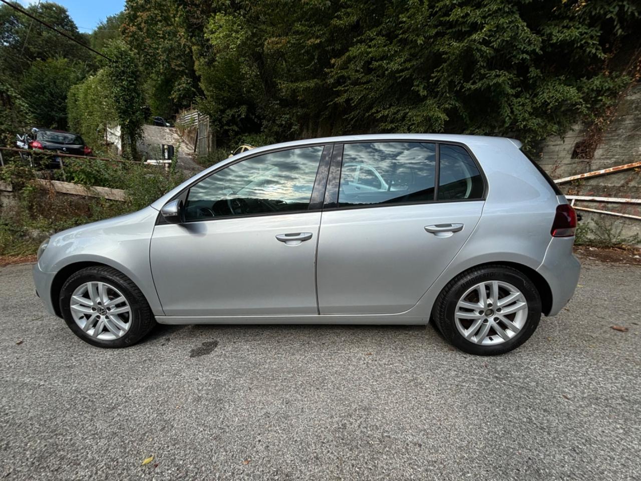 Volkswagen Golf 1.6 TDI DPF 5p. Highline