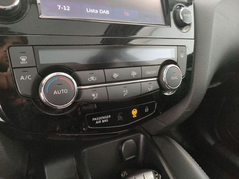 Nissan Qashqai Qashqai 1.6 dCi 2WD N-Connecta