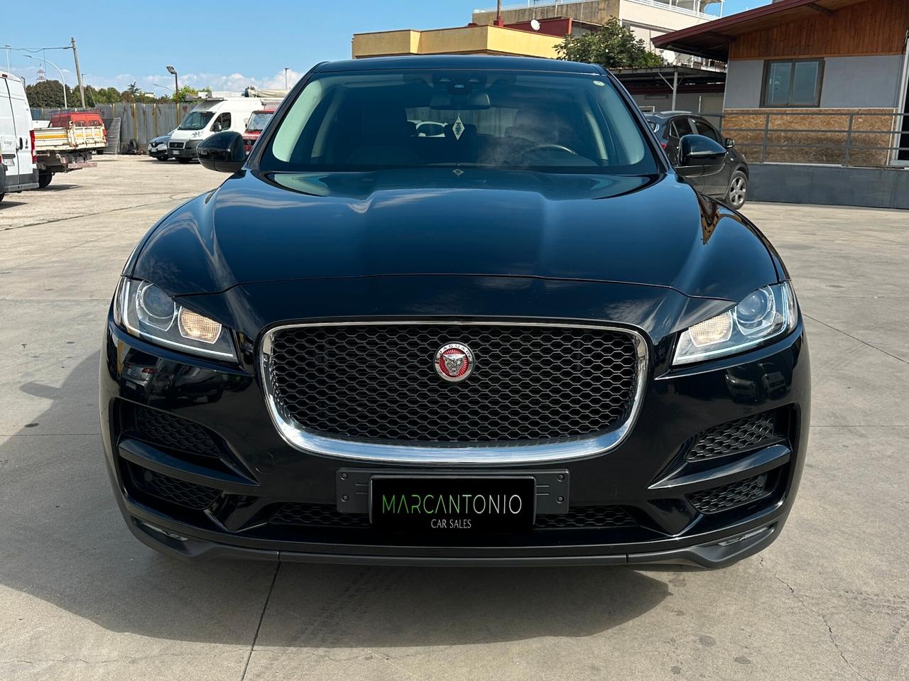 Jaguar F-Pace 2.0 D 180 CV