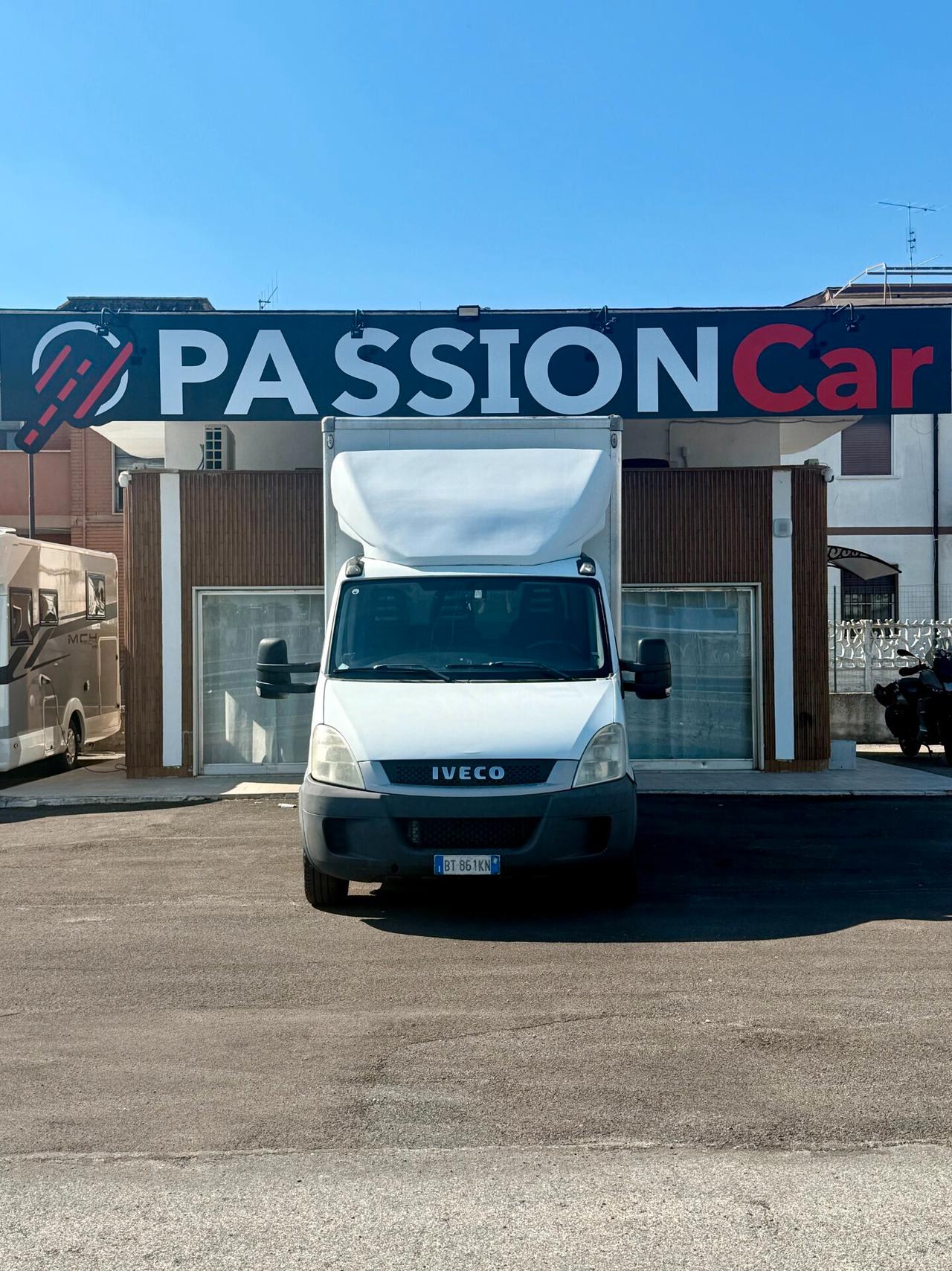 Iveco Daily 35C14 3.0 Cassonato - 2011 - Patente B