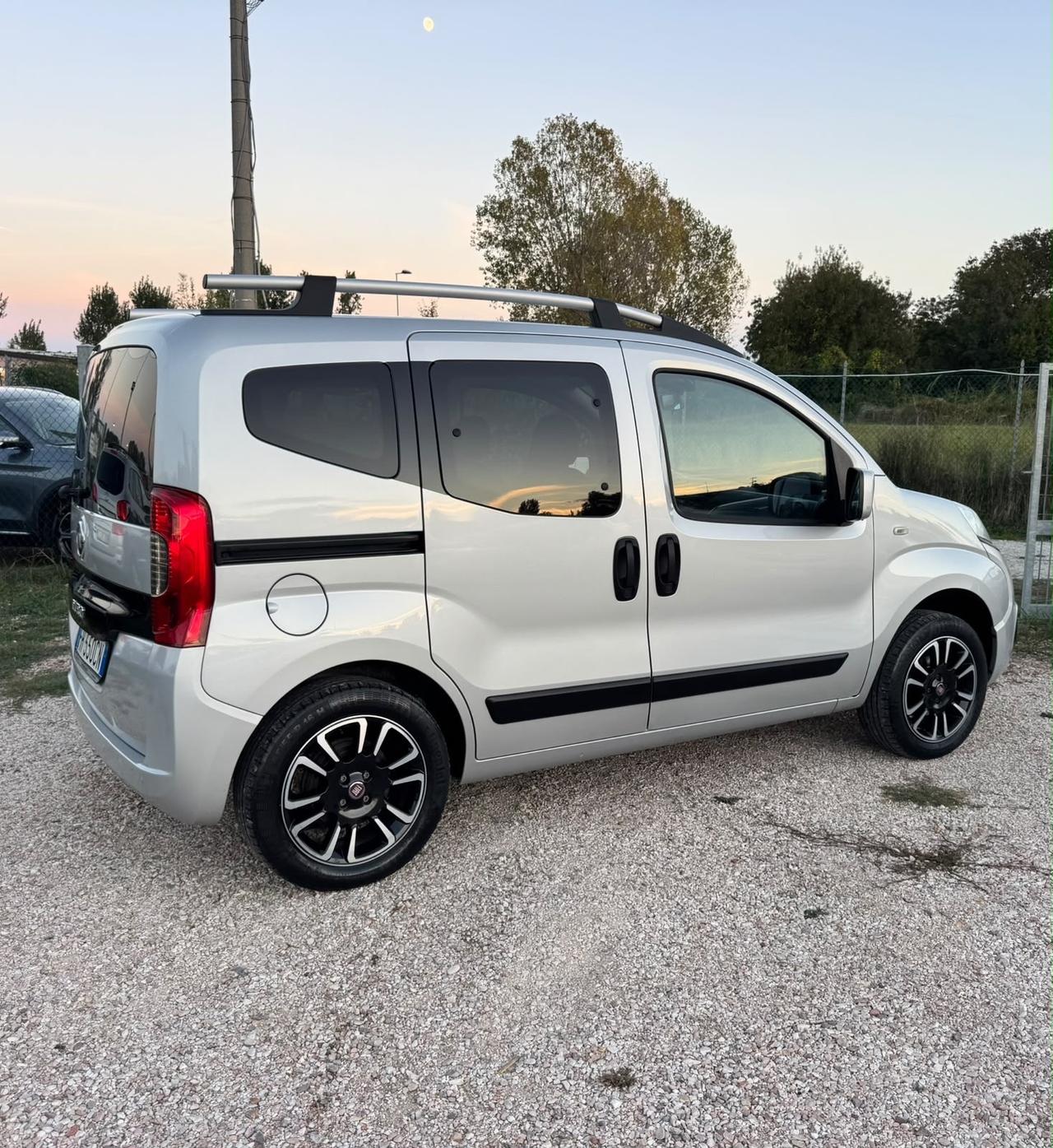 Fiat Qubo 1.4 8V 77 CV Lounge Natural Power