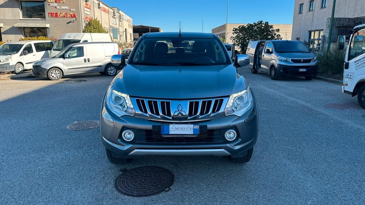 Mitsubishi L200 2.4 DI-D/181CV Double Cab Intense Hp Mivec